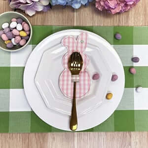 Easter Bunny Cutlery Holder with the Buttonholes Tool