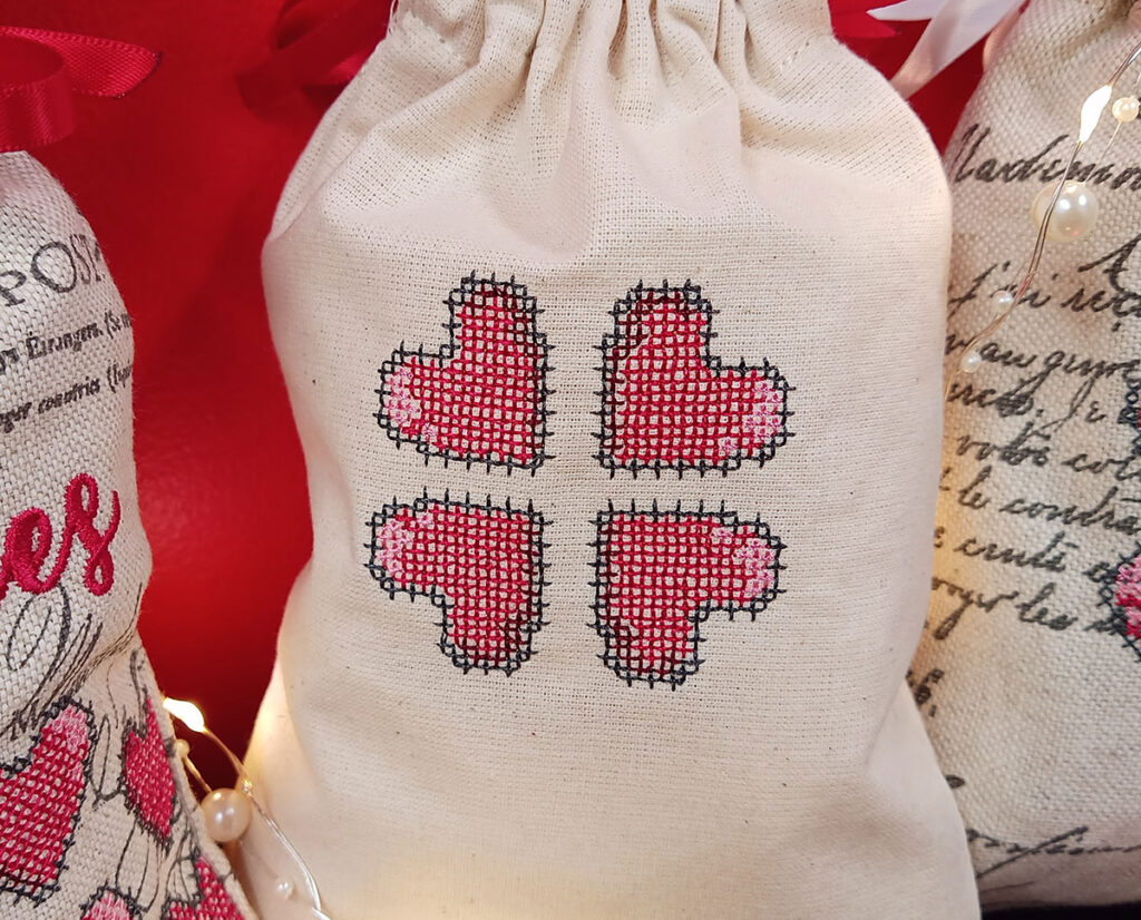 Hatch Layout tools mirror copy both